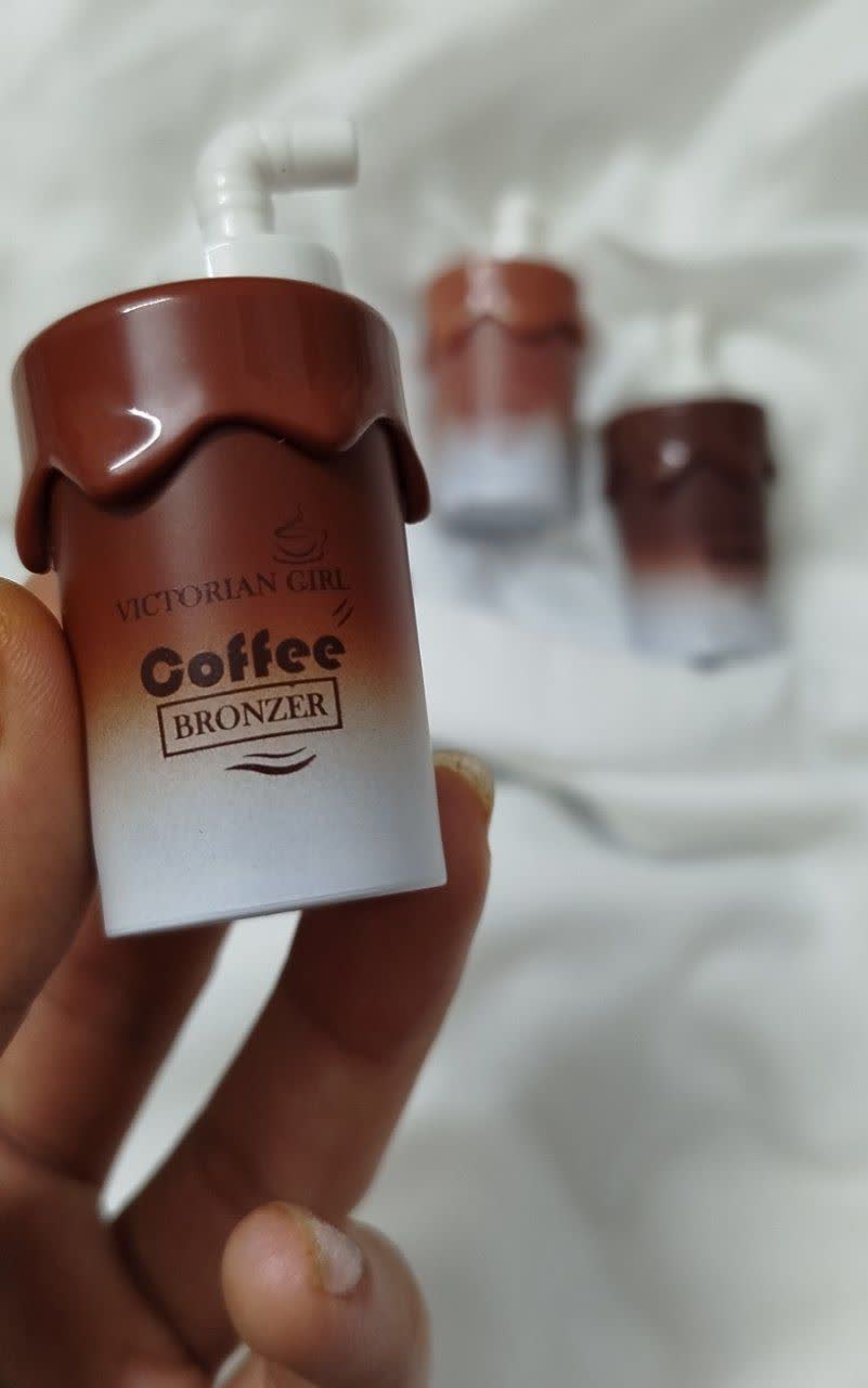 تینت لب  قهوه ای مدل کافی